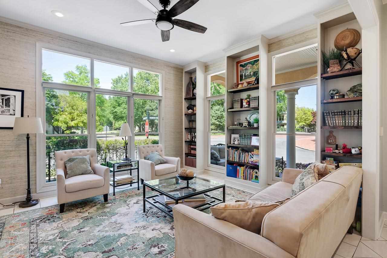 821 Harbor Bend Road Memphis, TN 38103 - Photo 3 of 25 Gallery Image 3