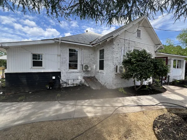 $1,695 | 214 West Buena Vista Avenue, North Augusta, SC 29841