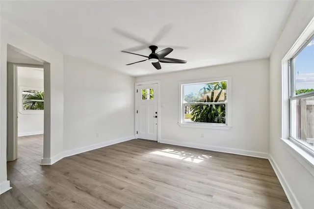 $419,900 | 4627 20th Avenue South, St. Petersburg, FL 33711