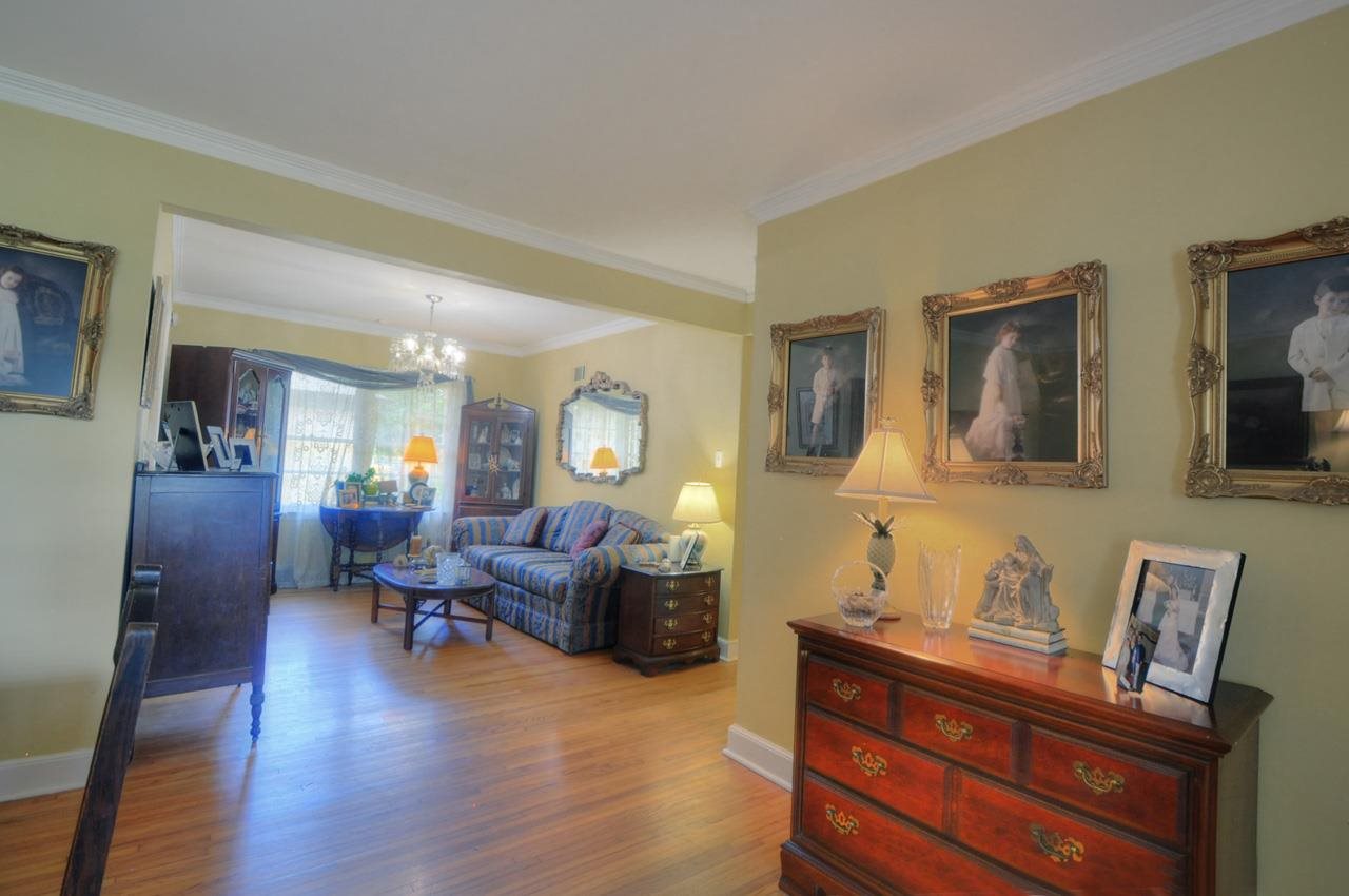 4744 Barfield Road Memphis, TN 38117 - Photo 3 of 25
