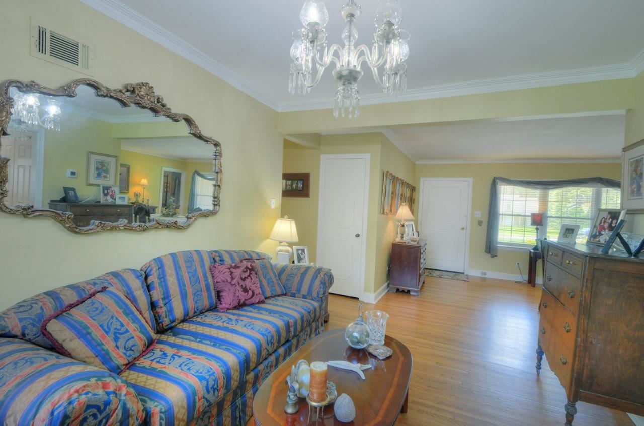 4744 Barfield Road Memphis, TN 38117 - Photo 4 of 25