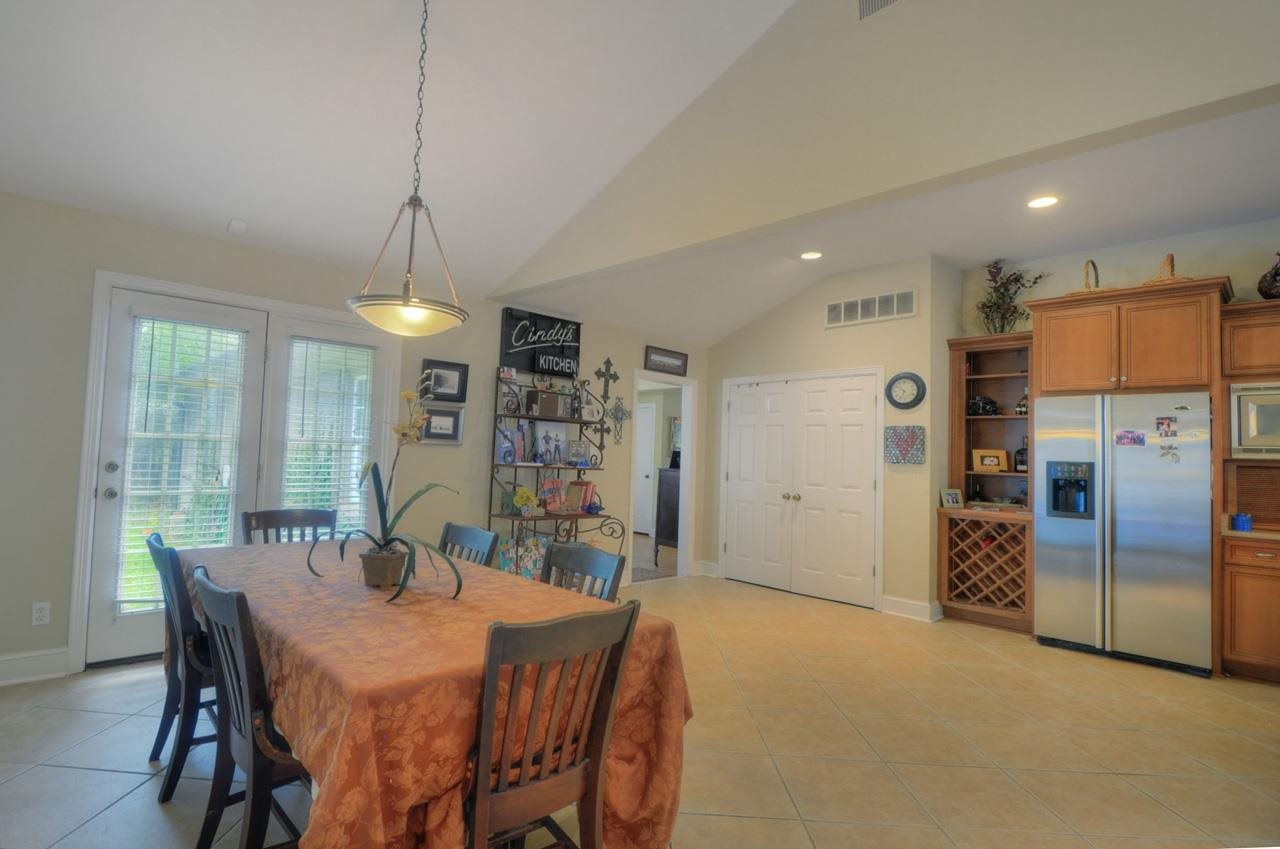 4744 Barfield Road Memphis, TN 38117 - Photo 7 of 25