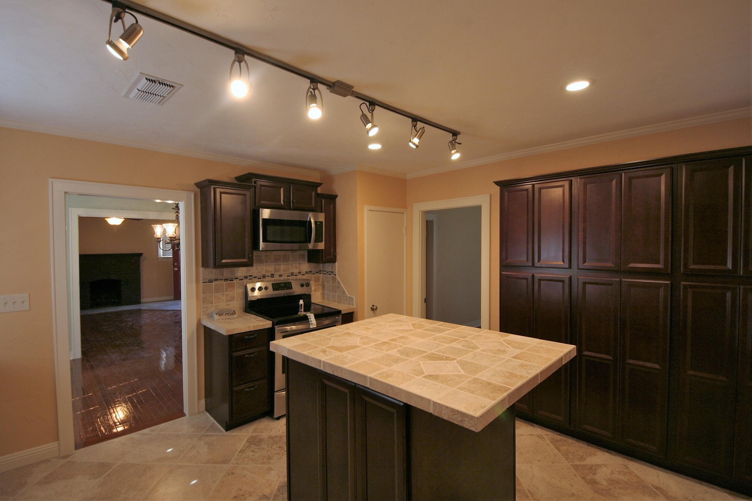 2603 20th Street Lubbock, TX 79410 - Photo 11 of 13 IMG_0013