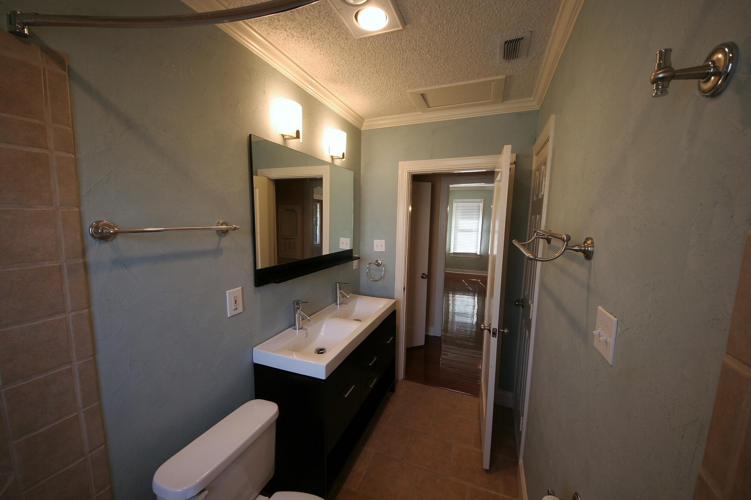 2603 20th Street Lubbock, TX 79410 - Photo 6 of 13 6