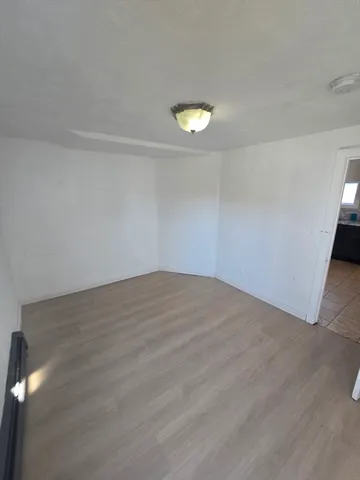 $2,900 | 176 Green Street, Unit 2, Brockton, MA 02301