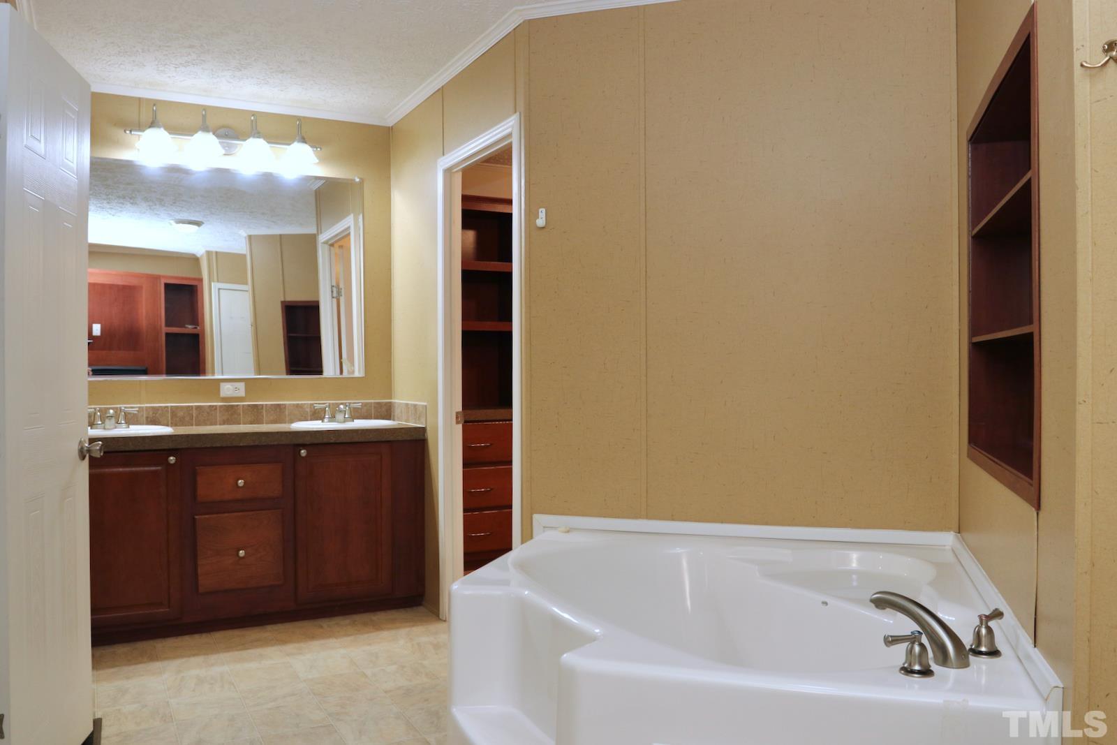 2533 Freshwater Road Haw River, NC 27258 - Photo 12 of 30 Gallery Image 12