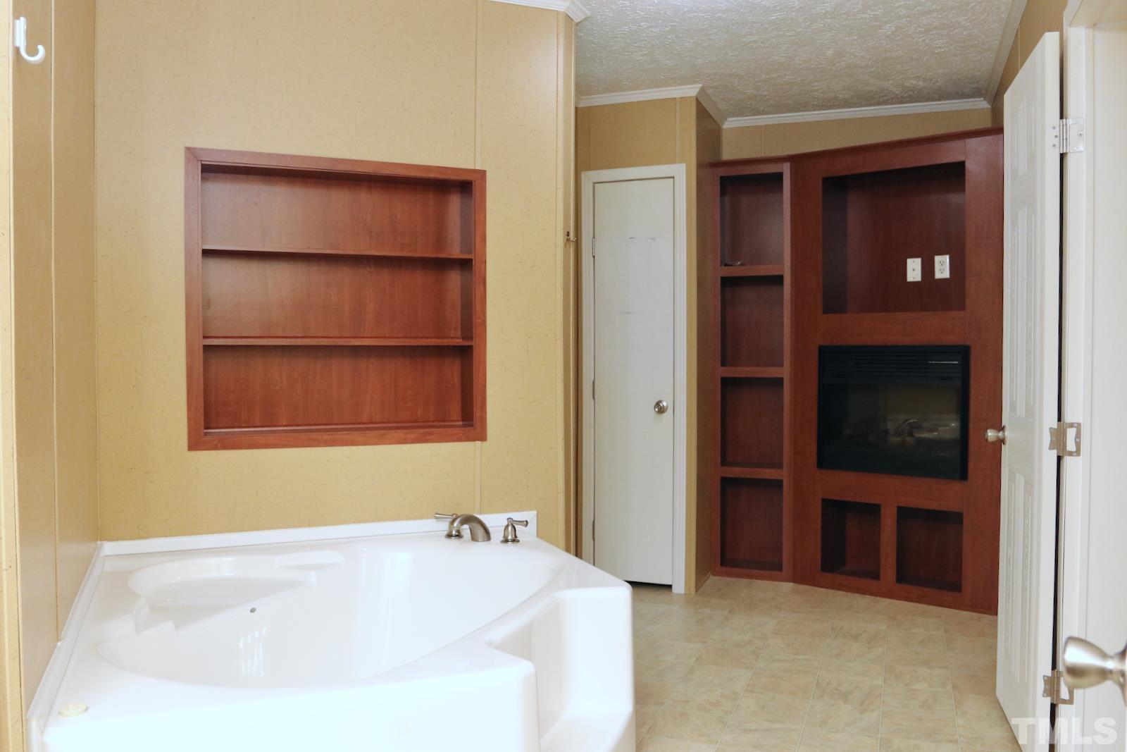2533 Freshwater Road Haw River, NC 27258 - Photo 13 of 30 Gallery Image 13