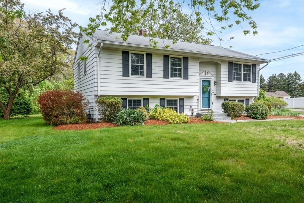 35 Ferry Road Salisbury, MA 01952 - Photo 1 of 28