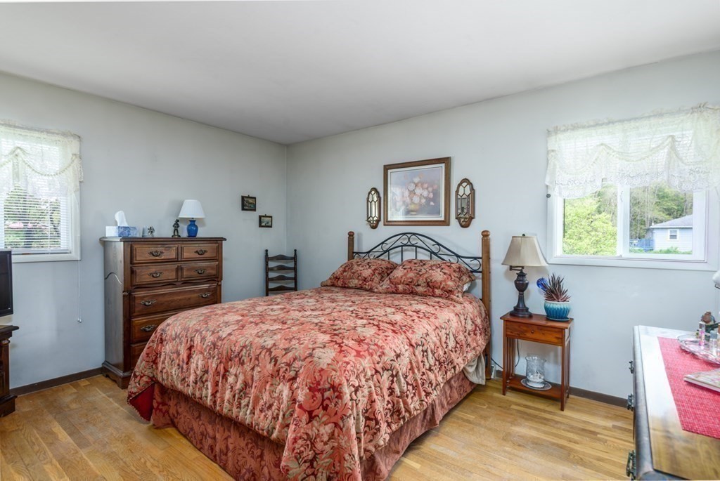 35 Ferry Road Salisbury, MA 01952 - Photo 12 of 28