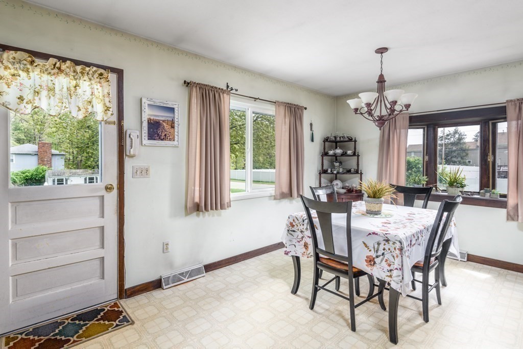 35 Ferry Road Salisbury, MA 01952 - Photo 23 of 28