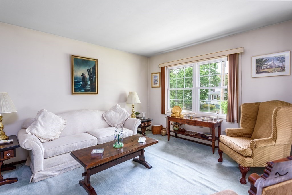 35 Ferry Road Salisbury, MA 01952 - Photo 3 of 28