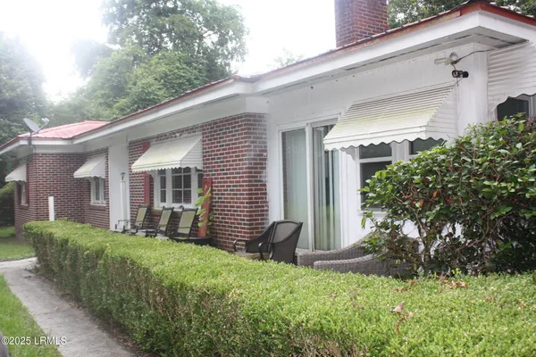 $575,000 | 6804 West Frontage Road West, Coosawhatchie, SC 29912