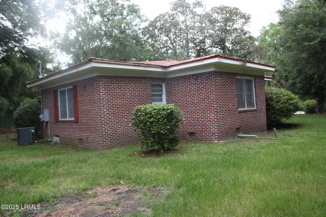 $629,000 | 6804 West Frontage Road West, Coosawhatchie, SC 29912