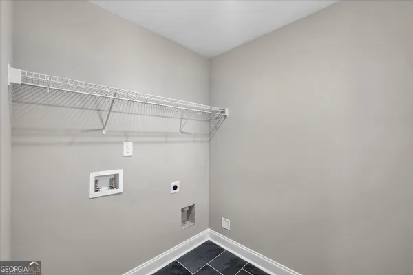 $394,500 | 430 Burlington Drive, Lizella, GA 31052