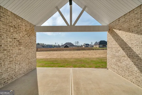 $394,500 | 430 Burlington Drive, Lizella, GA 31052