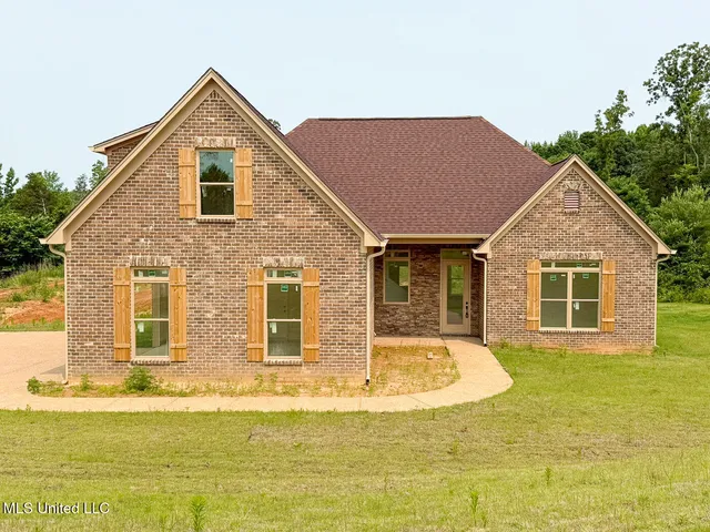 $420,000 | 37 Honey Suckle Cove, Holly Springs, MS 38635