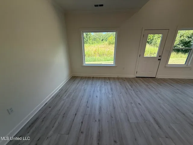 $420,000 | 37 Honey Suckle Cove, Holly Springs, MS 38635