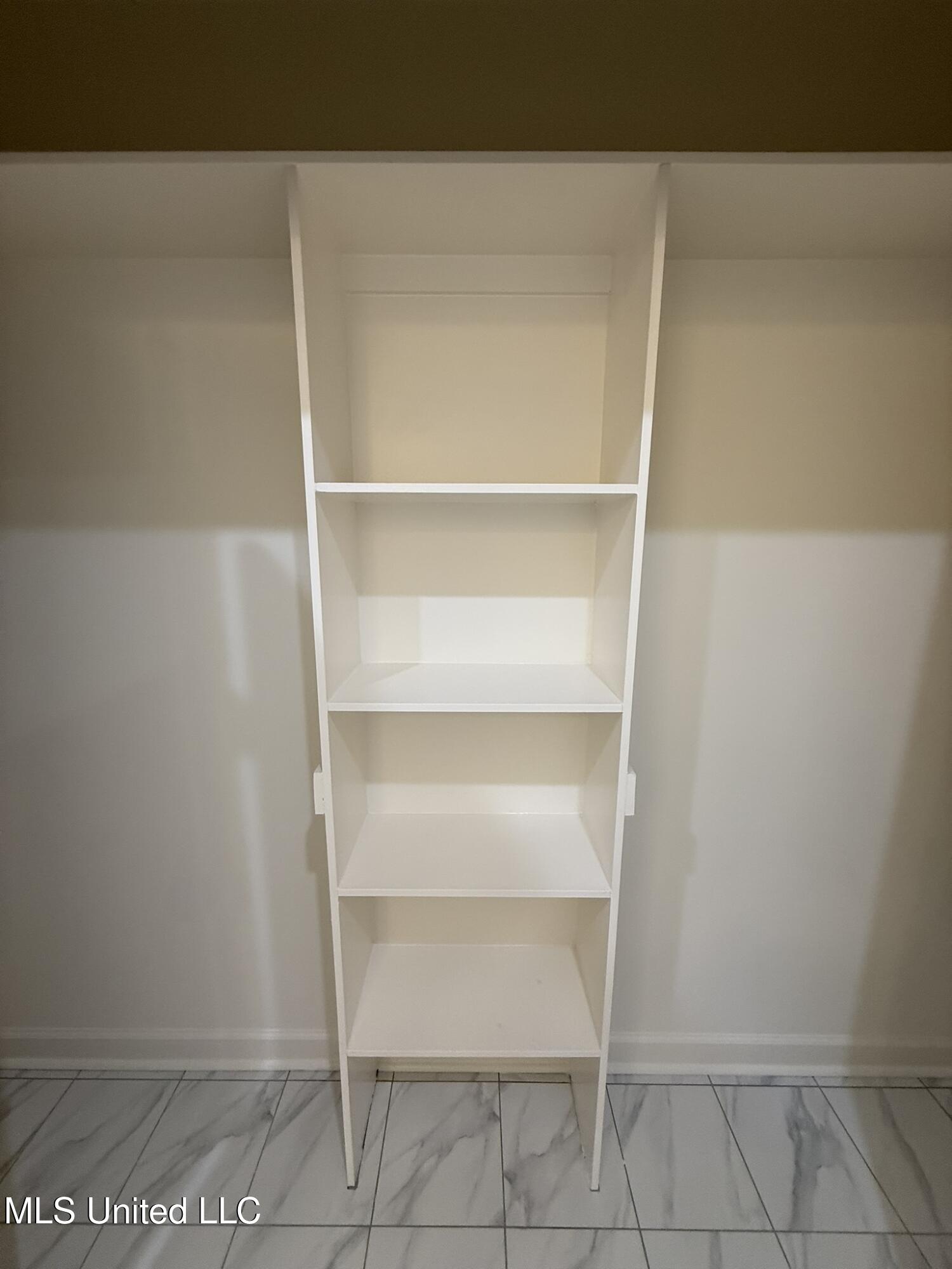 37 Honey Suckle Cove Holly Springs, MS 38635 - Photo 16 of 30 IMG_5148