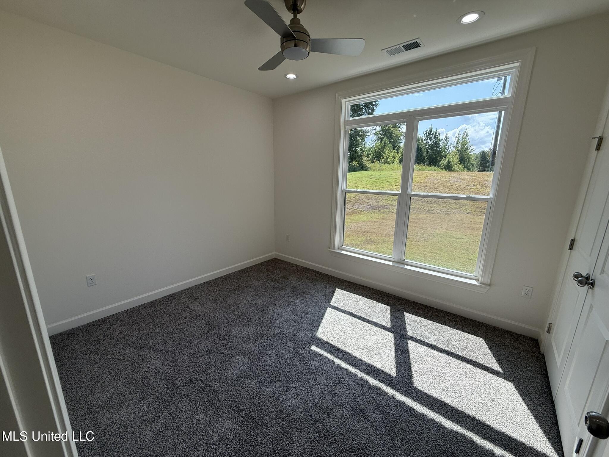 37 Honey Suckle Cove Holly Springs, MS 38635 - Photo 18 of 30 IMG_5150