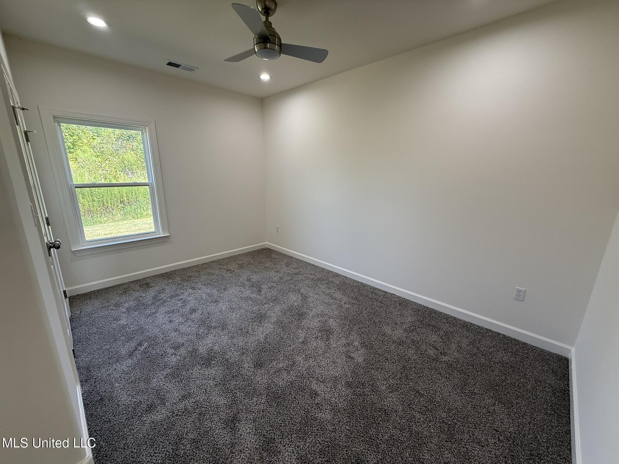 37 Honey Suckle Cove Holly Springs, MS 38635 - Photo 21 of 30 IMG_5153