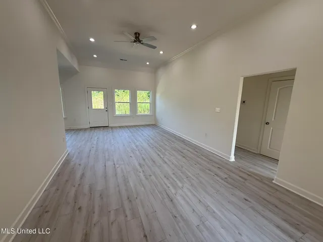 $420,000 | 37 Honey Suckle Cove, Holly Springs, MS 38635