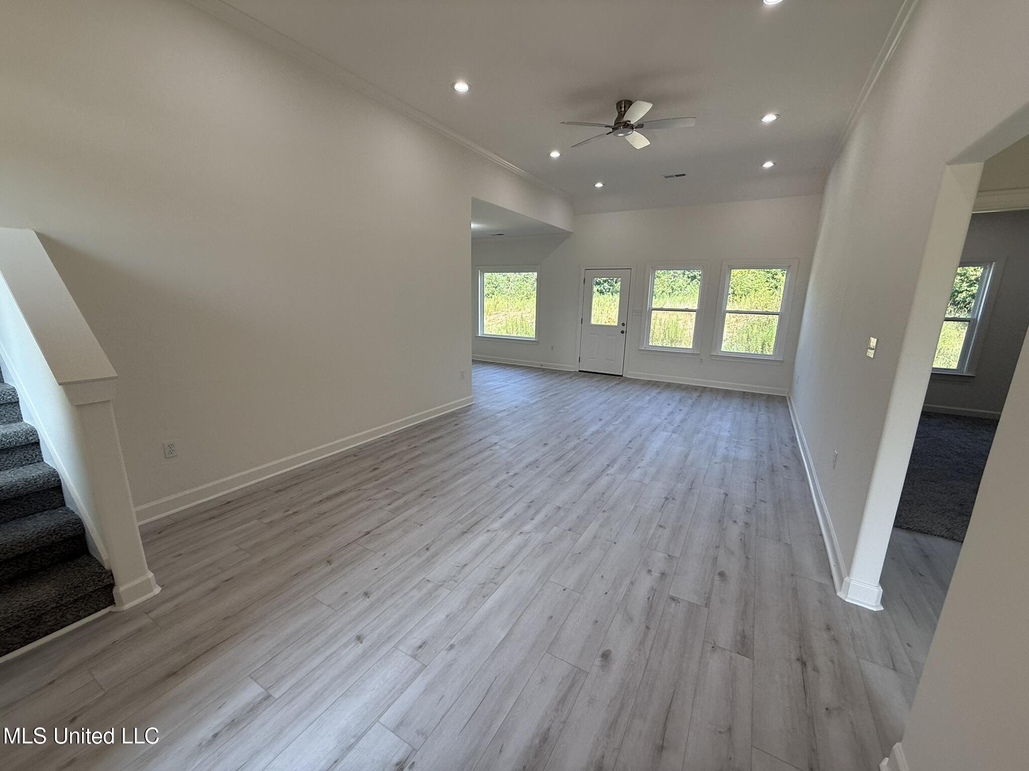 37 Honey Suckle Cove Holly Springs, MS 38635 - Photo 5 of 30 IMG_5136