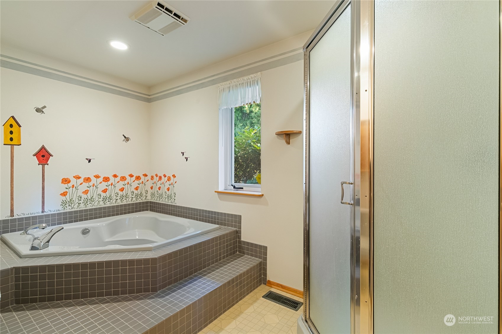 3376 Northgate Road Bellingham, WA 98226 - Photo 20 of 38 a bathroom with a bathtub and shower