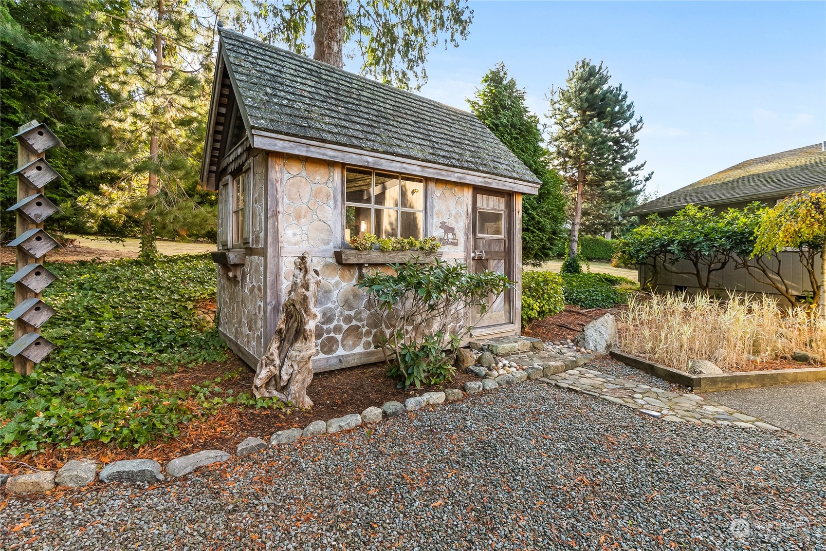 3376 Northgate Road Bellingham, WA 98226 - Photo 7 of 38 a view of a house with backyard