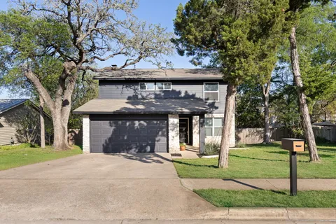 $578,900 | 7909 Manassas Drive, Austin, TX 78745