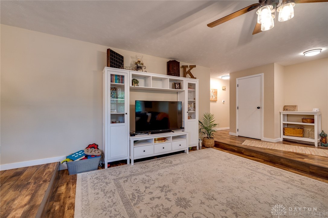 5924 Overbrooke Road Centerville, OH 45440 - Photo 8 of 43 Gallery Image 8