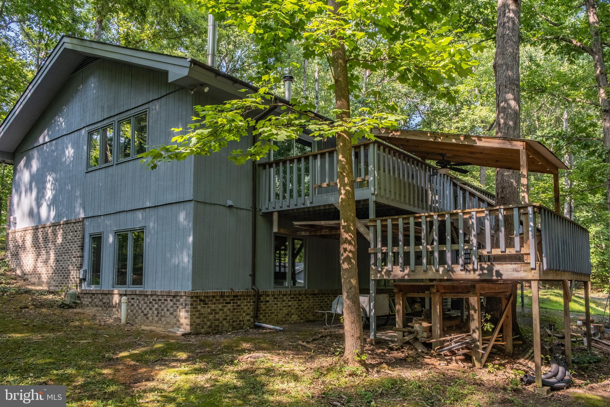 3689 Russell Road Woodbridge, VA 22192 - Photo 3 of 13 Deck ready for a hot tub