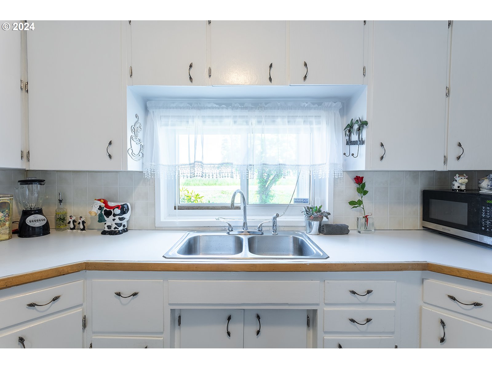 83576 North Harvey Road Creswell, OR 97426 - Photo 15 of 44