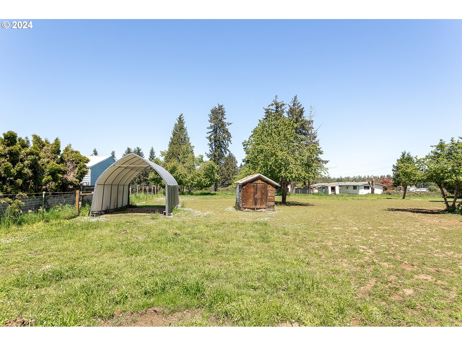 83576 North Harvey Road Creswell, OR 97426 - Photo 32 of 44