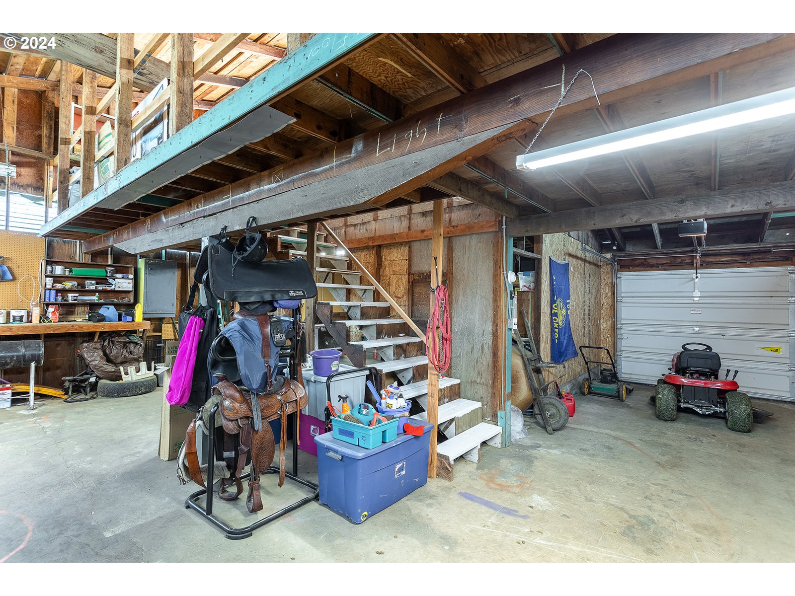 83576 North Harvey Road Creswell, OR 97426 - Photo 39 of 44