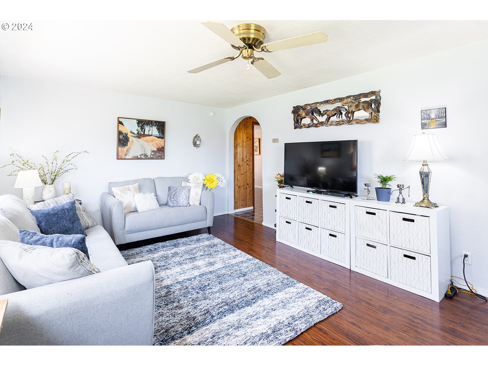 83576 North Harvey Road Creswell, OR 97426 - Photo 9 of 44