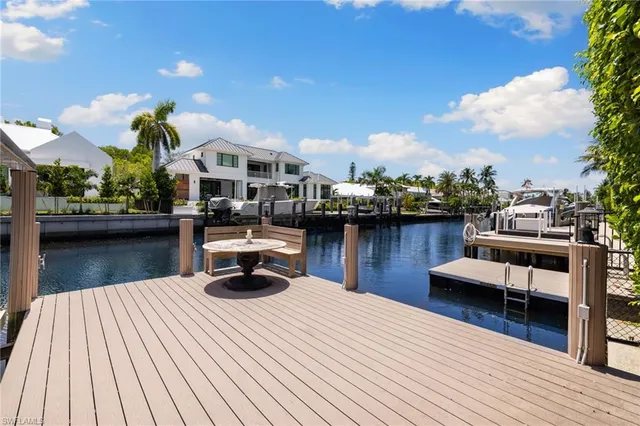 a view of a terrace with sitting area