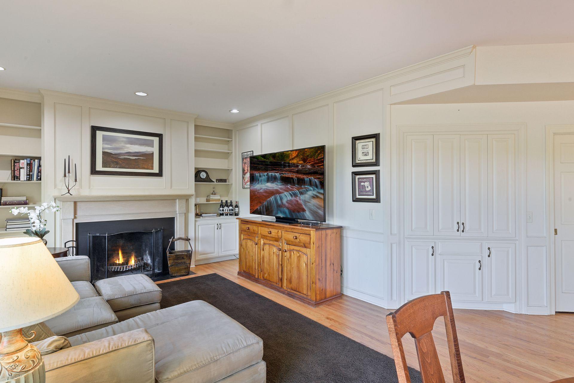 1080 Ferndale Road West Orono, MN 55391 - Photo 22 of 51 Gallery Image 22