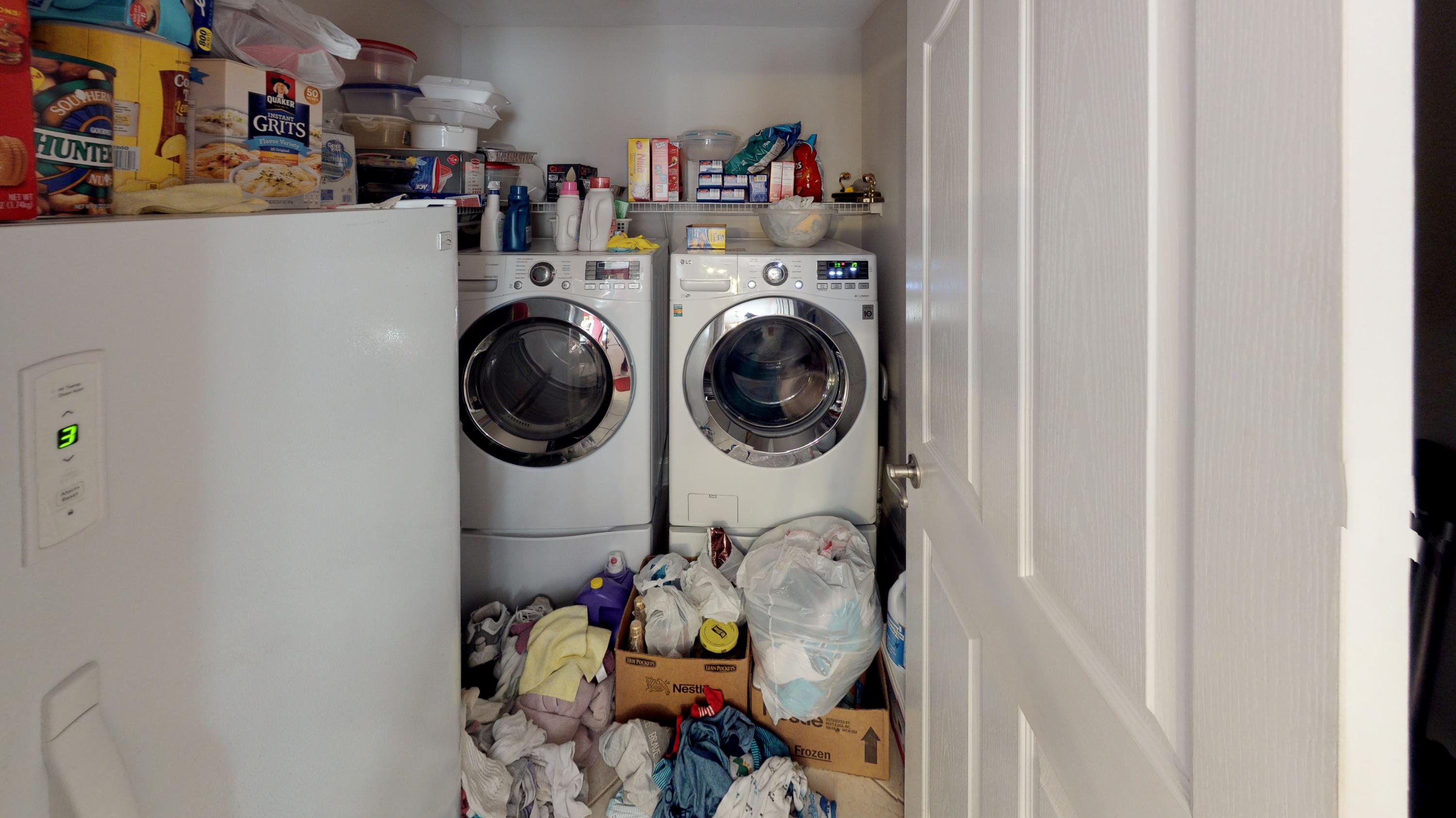 24 Quail Road LaFayette, GA 30728 - Photo 6 of 23 24-Quail-Run-La-Fayette-GA-30728-Laundry