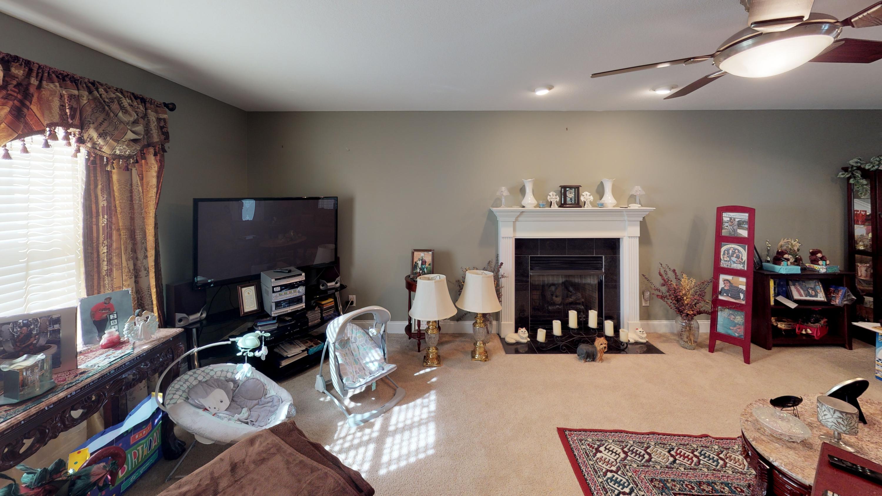 24 Quail Road LaFayette, GA 30728 - Photo 7 of 23 24-Quail-Run-La-Fayette-GA-30728-Living-