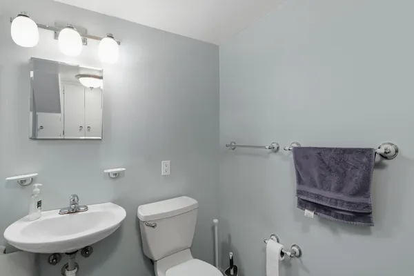 $324,900 | 2107 Zuppke Drive, Urbana, IL 61801