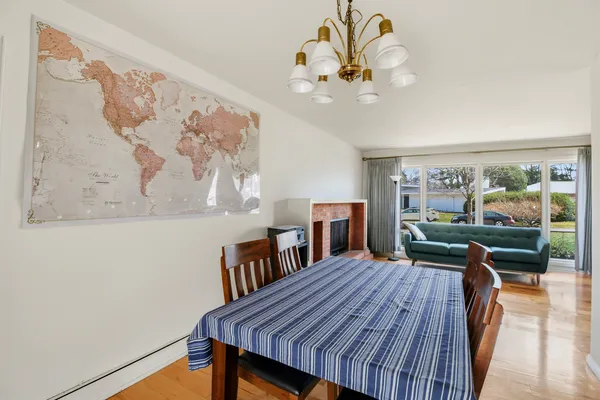 $324,900 | 2107 Zuppke Drive, Urbana, IL 61801