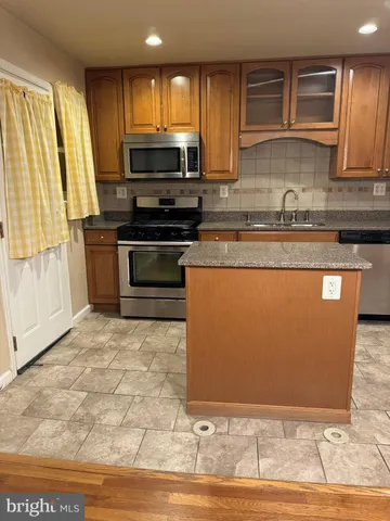 $2,295 | 1513 Aldeney Avenue, Middle River, MD 21220