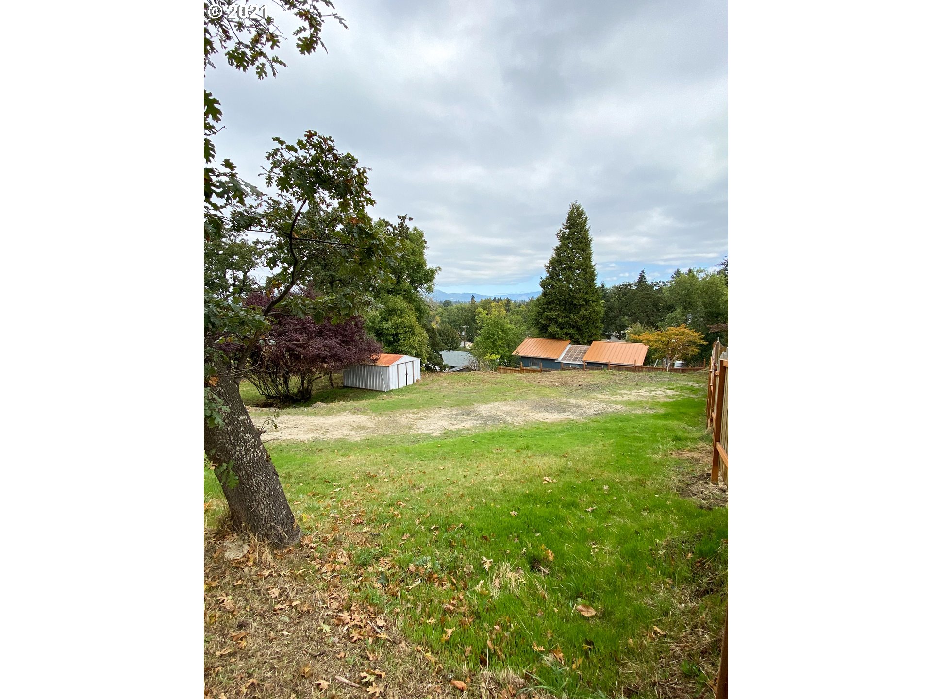 City View Street, Unit 2 Eugene, OR 97405 - Photo 1 of 8 Gallery Image 1