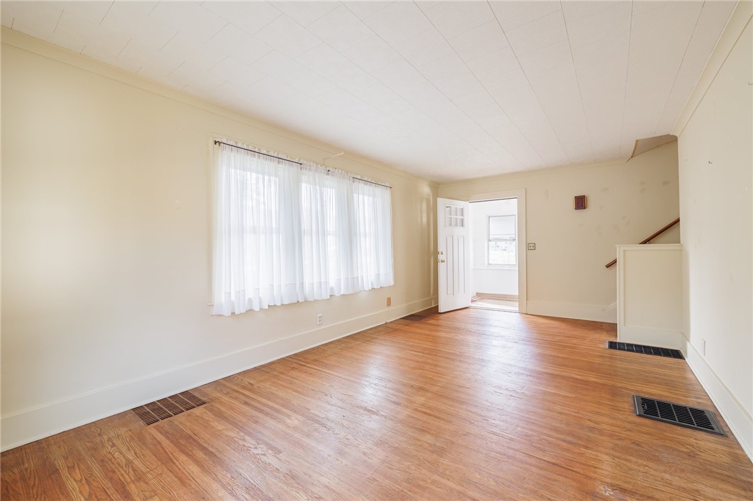 92 Veness Avenue Greece, NY 14616 - Photo 14 of 35