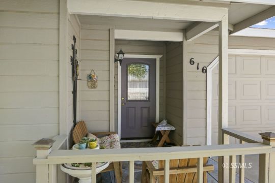 616 Heather Court Ridgecrest, CA 93555 - Photo 2 of 36