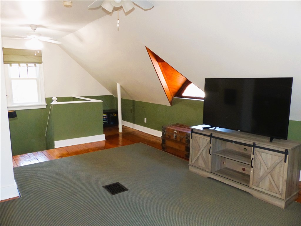 21 Elmcroft Road Rochester, NY 14609 - Photo 23 of 31