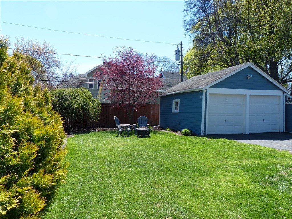 21 Elmcroft Road Rochester, NY 14609 - Photo 30 of 31