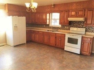 222 Big Jack Road Summer Shade, KY 42166 - Photo 3 of 9 Gallery Image 3