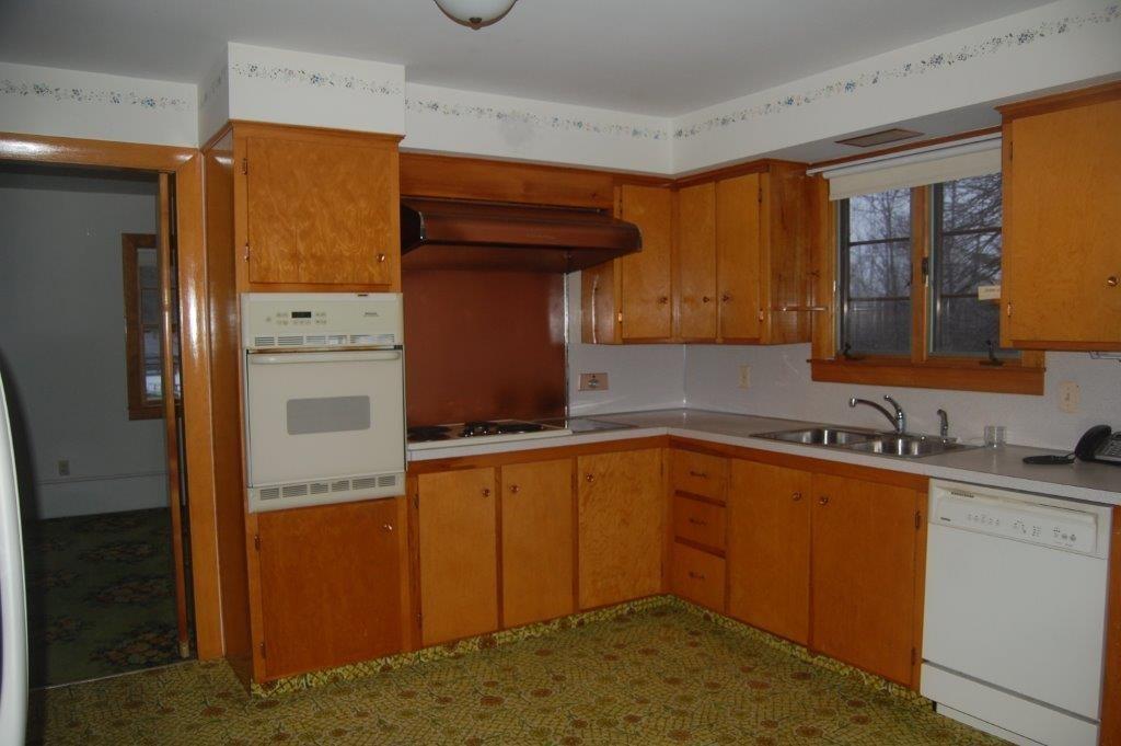 132 Readfield Road Manchester, ME 04351 - Photo 6 of 23 Kitchen