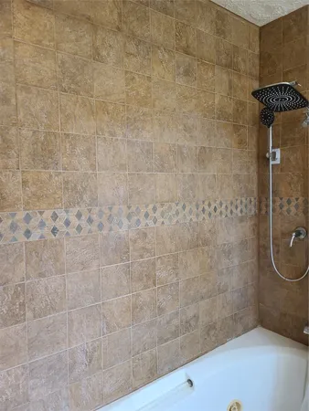 $1,900 | 5303 Little John Lane, Katy, TX 77493